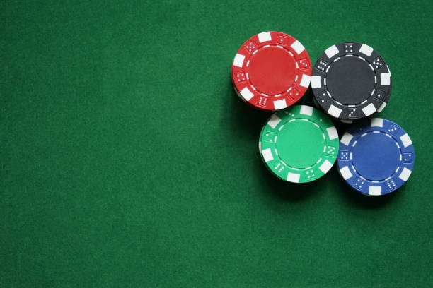 mineraltoto login mobile app interface showing sportsbook markets and live-dealer options
